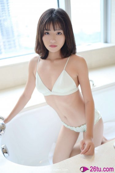莉莉 詹姆斯